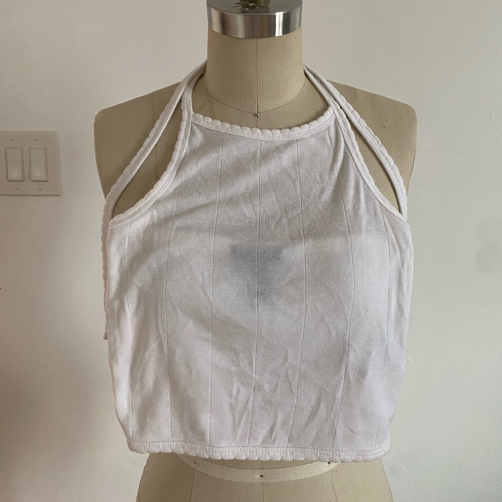 Backless white top
